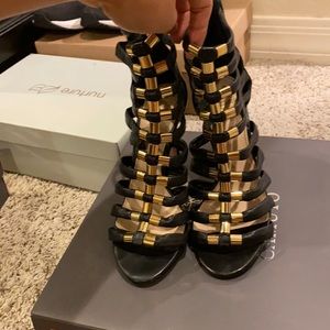 Black Vince camuto heels